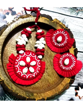 Handmade fabric jewellery for women with kadi art work red